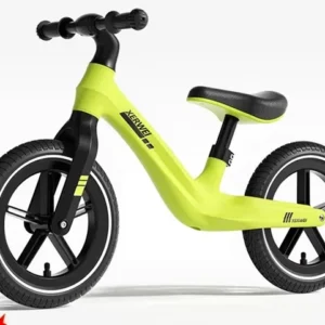 Bicicleta de equilibrio amarilla y negra para niños.