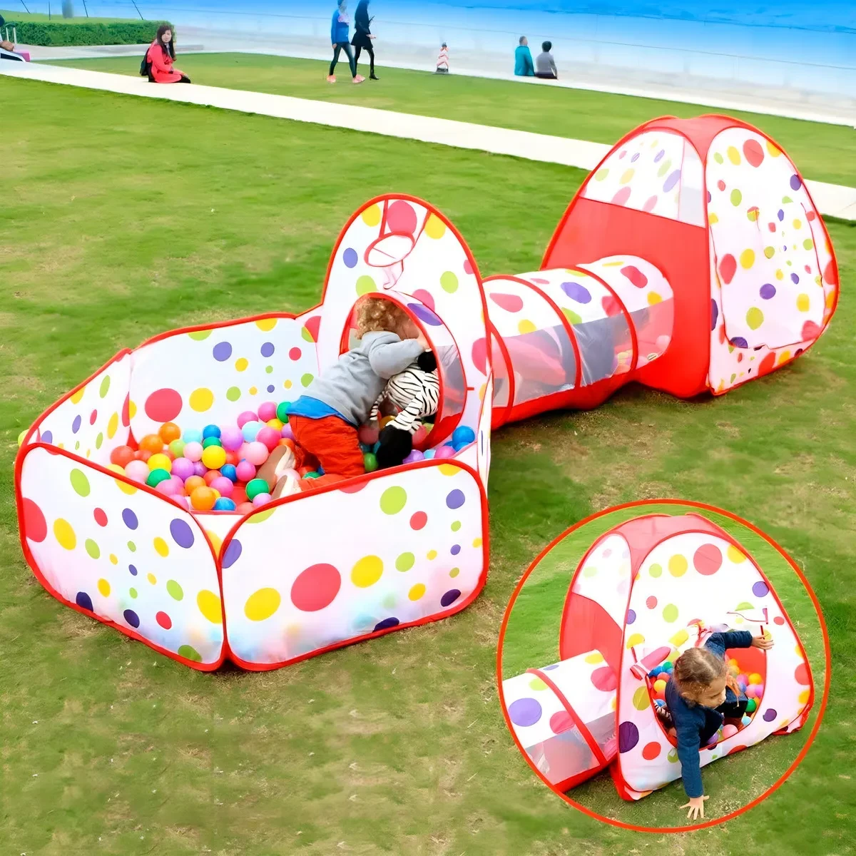 Casa triangular multiusos infantil con túnel y piscina de pelotas.